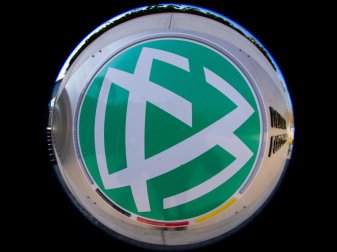 Die Spitze des Deutschen Fußball-Bundes trifft sich in Potsdam zu einem Krisen-Gipfel. Foto: Boris Roessler/dpa Die Spitze des Deutschen Fußball-Bundes trifft sich in Potsdam zu einem Krisen-Gipfel. Foto: Boris Roessler/dpa