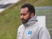 Ex-HSV-Trainer Thioune hat das Verhältnis zwischen Mannschaft und Trainerteam als intakt wahrgenommen. Foto: Georg Wendt/dpa