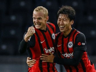 Rode (l.) will mit der Eintracht in die Champions League Rode (l.) will mit der Eintracht in die Champions League