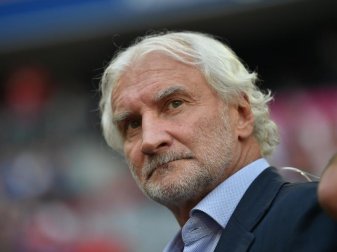 Sieht sich im Trainerwechsel bestätigt: Rudi Völler. Foto: Lino Mirgeler/dpa Sieht sich im Trainerwechsel bestätigt: Rudi Völler. Foto: Lino Mirgeler/dpa