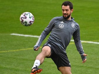 Der Frankfurter Amin Younes ist wieder fit. Foto: Federico Gambarini/dpa Der Frankfurter Amin Younes ist wieder fit. Foto: Federico Gambarini/dpa