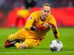 Torwart Péter Gulácsi hat seinen Vertrag bei RB Leipzig verlängert. Foto: Robert Michael/dpa-Zentralbild/dpa