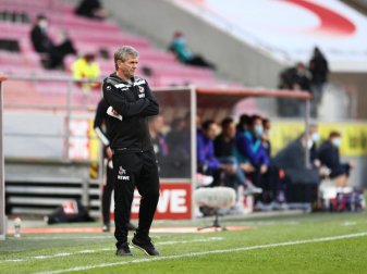 Friedhelm Funkel soll den 1. FC Köln zum Klassenerhalt führen. Foto: Rolf Vennenbernd/dpa Pool/dpa Friedhelm Funkel soll den 1. FC Köln zum Klassenerhalt führen. Foto: Rolf Vennenbernd/dpa Pool/dpa