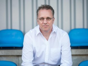 Tim Meyer erwartet ein Zurückfahren der Hygienemaßnahmen zur neuen Bundesliga-Spielzeit. Foto: Oliver Dietze/dpa Tim Meyer erwartet ein Zurückfahren der Hygienemaßnahmen zur neuen Bundesliga-Spielzeit. Foto: Oliver Dietze/dpa