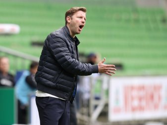 Florian Kohfeldt bleibt Trainer im Abstiegskampf Florian Kohfeldt bleibt Trainer im Abstiegskampf