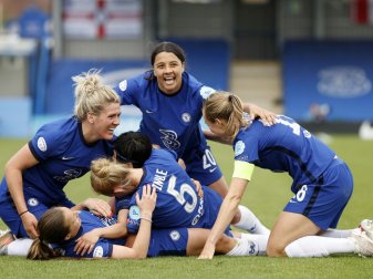 Das Frauenteam vom FC Chelsea holt die Meisterschaft Das Frauenteam vom FC Chelsea holt die Meisterschaft