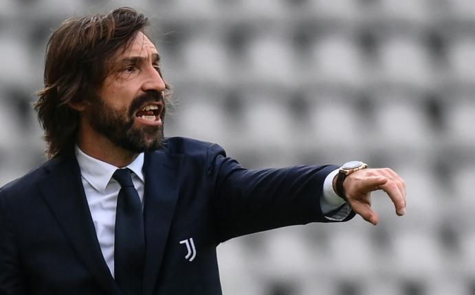 Andrea Pirlo droht die Entlassung