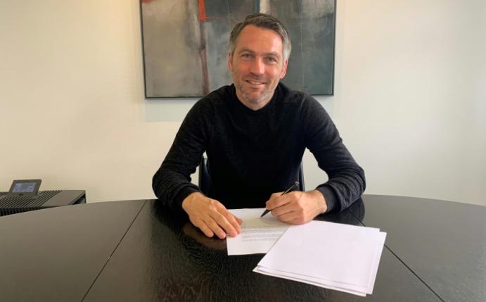 Jan Zimmermann unterschreibt einen Vertrag bis 2023