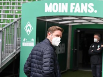 Befürworter, aber kein Freund von Quarantäne-Traingslagern: Werder-Coach Florian Kohfeldt. Foto: Carmen Jaspersen/dpa Befürworter, aber kein Freund von Quarantäne-Traingslagern: Werder-Coach Florian Kohfeldt. Foto: Carmen Jaspersen/dpa
