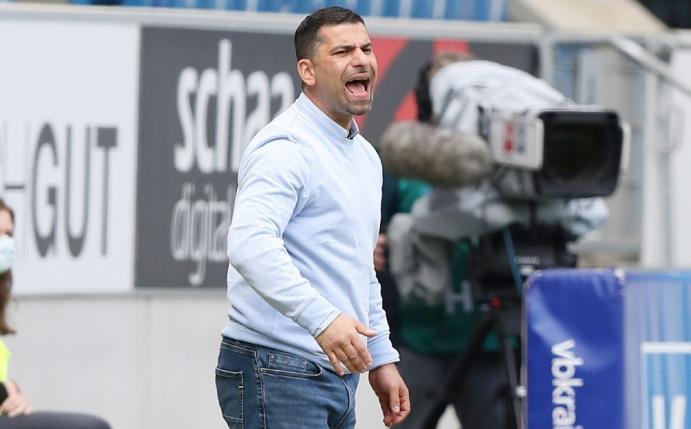Dimitrios Grammozis setzt weiter auf junge Spieler