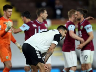 Burnley jubelt - Der FC Fulham steigt ab Burnley jubelt - Der FC Fulham steigt ab