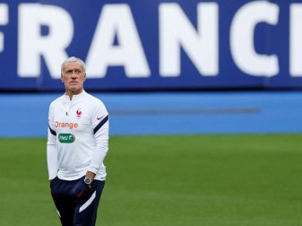 Nationalmannschaft Deschamps Warnt Les Bleus Gewinnen Nicht Durch Fingerschnippen News Fussballdaten
