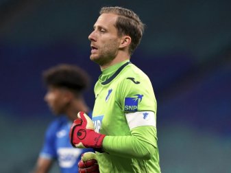 Fehlt 1899 Hoffenheim im Saisonendspurt: Keeper Oliver Baumann. Foto: Michael Sohn/AP-Pool/dpa