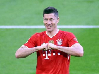Knackt Bayern-Torjäger Robert Lewandowski den Torrekord von Gerd Müller?. Foto: Matthias Schrader/AP-Pool/dpa Knackt Bayern-Torjäger Robert Lewandowski den Torrekord von Gerd Müller?. Foto: Matthias Schrader/AP-Pool/dpa