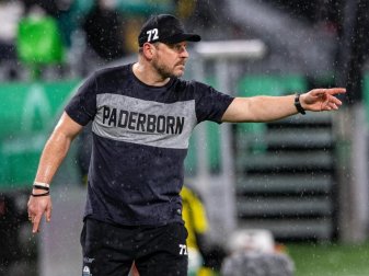 War im Achtelfinale mit Paderborn dicht dran an der Pokalsensation beim BVB: SC-Coach Steffen Baumgart. Foto: Guido Kirchner/dpa-Pool/dpa War im Achtelfinale mit Paderborn dicht dran an der Pokalsensation beim BVB: SC-Coach Steffen Baumgart. Foto: Guido Kirchner/dpa-Pool/dpa
