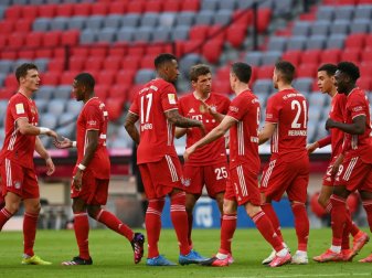 Die Spieler müssen ohne ihre Familien auskommen Die Spieler müssen ohne ihre Familien auskommen