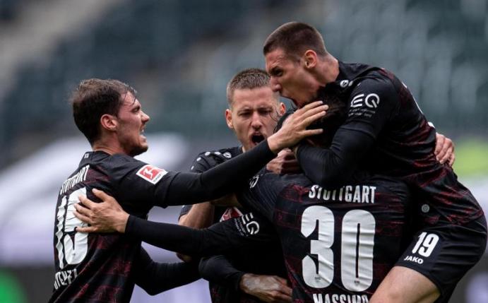 Der VfB Stuttgart nahm drei Punkte aus Mönchengladbach mit ins Schwabenland. Foto: Marius Becker/dpa