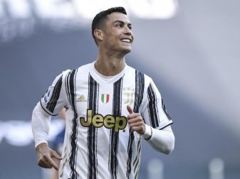 Cristiano Ronaldo brachte Juventus gegen Inter in Führung. Foto: Piero Cruciatti/LaPresse/AP/dpa Cristiano Ronaldo brachte Juventus gegen Inter in Führung. Foto: Piero Cruciatti/LaPresse/AP/dpa