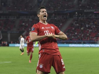 Robert Lewandowski erzielte bisher 40 Tore in dieser Bundesligasaison für den FC Bayern. Foto: Attila Kisbenedek/Pool AFP/AP/dpa Robert Lewandowski erzielte bisher 40 Tore in dieser Bundesligasaison für den FC Bayern. Foto: Attila Kisbenedek/Pool AFP/AP/dpa