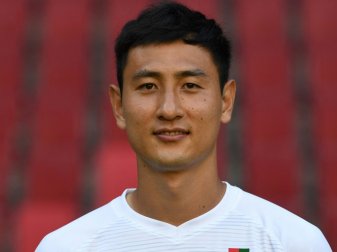 DFB sperrt Dong-Won Ji für zwei Spiele DFB sperrt Dong-Won Ji für zwei Spiele