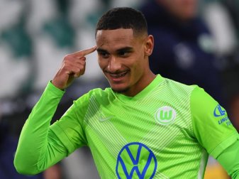 Wolfsburgs Maxence Lacroix bejubelt ein Tor. Foto: Swen Pförtner/dpa/Archivbild Wolfsburgs Maxence Lacroix bejubelt ein Tor. Foto: Swen Pförtner/dpa/Archivbild