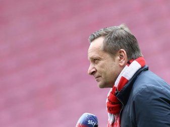 Horst Heldt will Sportchef beim 1. FC Köln bleiben. Foto: Rolf Vennenbernd/dpa-Pool/dpa Horst Heldt will Sportchef beim 1. FC Köln bleiben. Foto: Rolf Vennenbernd/dpa-Pool/dpa