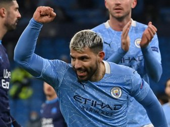 Sergio Aguero erizelte gegen Everton zwei Treffer Sergio Aguero erizelte gegen Everton zwei Treffer
