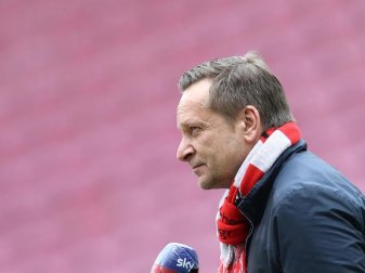 Hofft auf eine Ausnahmeregelung für Zuschauer im Stadion: Kölns Sportchef Horst Heldt. Foto: Rolf Vennenbernd/dpa-Pool/dpa Hofft auf eine Ausnahmeregelung für Zuschauer im Stadion: Kölns Sportchef Horst Heldt. Foto: Rolf Vennenbernd/dpa-Pool/dpa