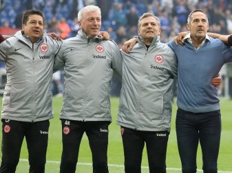 (v.l.) Peintinger und Reutershahn folgen Hütter (v.l.) Peintinger und Reutershahn folgen Hütter