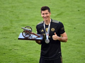 «Über die 365 Tore von Gerd Müller habe ich noch nicht nachgedacht», sagt Bayerns Robert Lewandowski. Foto: Sven Hoppe/dpa-Pool/dpa «Über die 365 Tore von Gerd Müller habe ich noch nicht nachgedacht», sagt Bayerns Robert Lewandowski. Foto: Sven Hoppe/dpa-Pool/dpa