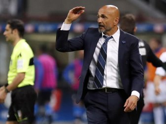 Luciano Spalletti wird neuer Trainer in Neapel. Foto: Antonio Calanni/AP/dpa Luciano Spalletti wird neuer Trainer in Neapel. Foto: Antonio Calanni/AP/dpa