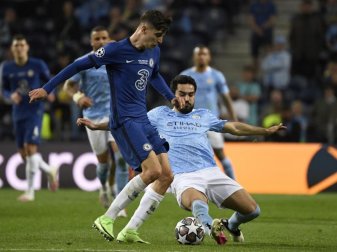 Ilkay Gündogan (r) im Zweikampf mit Kai Havertz. Foto: Pierre Philippe Marcou/Pool AFP via AP/dpa Ilkay Gündogan (r) im Zweikampf mit Kai Havertz. Foto: Pierre Philippe Marcou/Pool AFP via AP/dpa