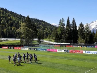 Noch ohne Toni Kroos trainiert das DFB-Team. Foto: Christian Charisius/dpa