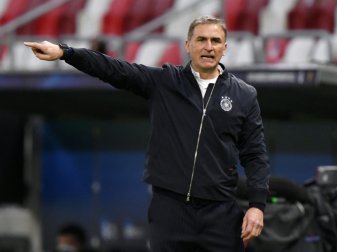 Nach Halbfinaleinzug: Kuntz lobt Dahmen Nach Halbfinaleinzug: Kuntz lobt Dahmen