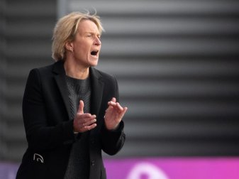 Martina Voss-Tecklenburg ist die Bundestrainerin der Frauen-Nationalmannschaft. Foto: Sebastian Gollnow/dpa Martina Voss-Tecklenburg ist die Bundestrainerin der Frauen-Nationalmannschaft. Foto: Sebastian Gollnow/dpa