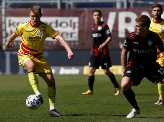 Jakov Medic (r.) wechselt zum FC St. Pauli Jakov Medic (r.) wechselt zum FC St. Pauli