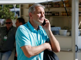 Körbel sorgt sich um die Werte im Profifußball Körbel sorgt sich um die Werte im Profifußball