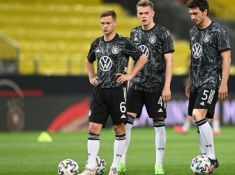 Joshua Kimmich (l.) will den EM-Titel mit der DFB-Elf Joshua Kimmich (l.) will den EM-Titel mit der DFB-Elf