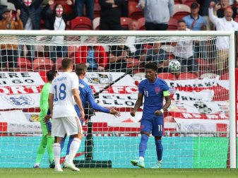 Marcus Rashford erzielt den Siegtreffer gegen Rumänien Marcus Rashford erzielt den Siegtreffer gegen Rumänien