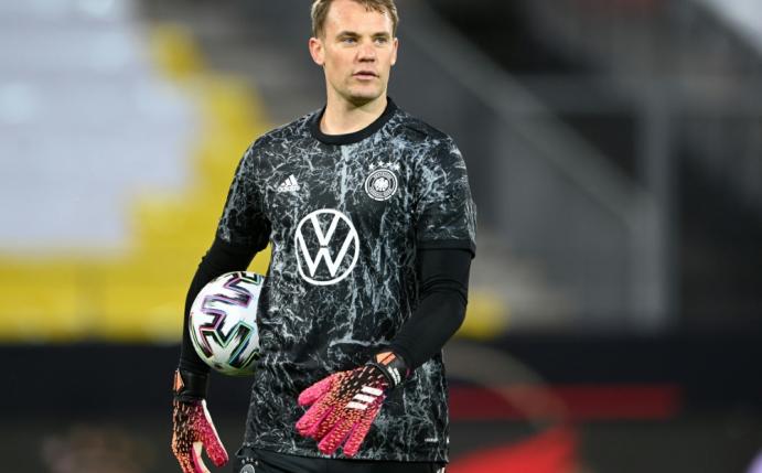 Manuel Neuer spielt gegen Lettland sein 100. Länderspiel