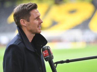 Der BVB um Lizenzspielerchef Sebastian Kehl möchte möglichst viele Spieler impfen lassen. Foto: Bernd Thissen/dpa Der BVB um Lizenzspielerchef Sebastian Kehl möchte möglichst viele Spieler impfen lassen. Foto: Bernd Thissen/dpa