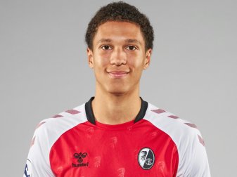 Burkart spielt in der kommenden Saison bei den Profis Burkart spielt in der kommenden Saison bei den Profis