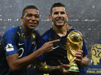 Mbappe und Hernandez gewannen 2018 mit Frankreich die WM Mbappe und Hernandez gewannen 2018 mit Frankreich die WM