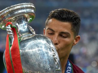Geht mit Portugal auf Kurs Titelverteidigung: Cristiano Ronaldo. Foto: picture alliance / Federico Gambarini/dpa Geht mit Portugal auf Kurs Titelverteidigung: Cristiano Ronaldo. Foto: picture alliance / Federico Gambarini/dpa