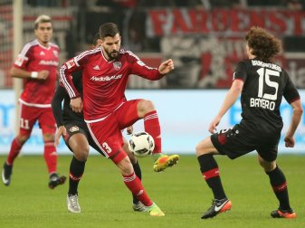 Anthony Jung (l) wechselt aus Dänemark zu Werder Bremen Anthony Jung (l) wechselt aus Dänemark zu Werder Bremen