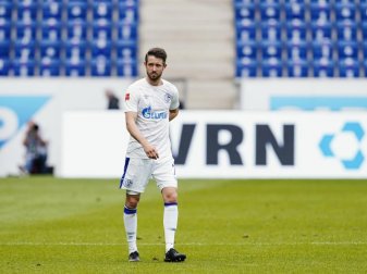 Vor einer Rückkehr zum 1. FC Köln: Mark Uth. Foto: Uwe Anspach/dpa Vor einer Rückkehr zum 1. FC Köln: Mark Uth. Foto: Uwe Anspach/dpa