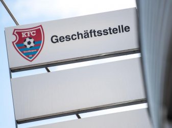 Der KFC Uerdingen bekommt keine Lizenz für die 3. Liga und muss absteigen. Foto: Marius Becker/dpa