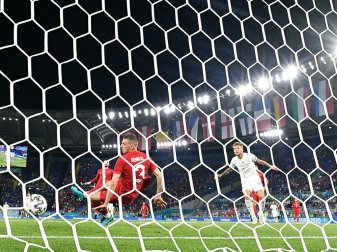 Eigentor von Merih Demiral ist der erste Treffer der EM Eigentor von Merih Demiral ist der erste Treffer der EM