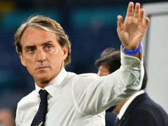 Mancini freute sich über den klaren Erfolg Mancini freute sich über den klaren Erfolg