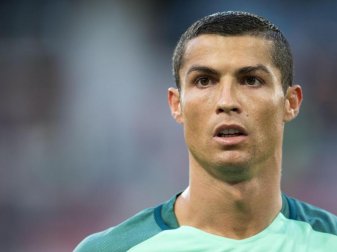 EM-Titelverteidiger und Rekordjäger: Portugals Christiano Ronaldo. Foto: picture alliance / Marius Becker/dpa EM-Titelverteidiger und Rekordjäger: Portugals Christiano Ronaldo. Foto: picture alliance / Marius Becker/dpa